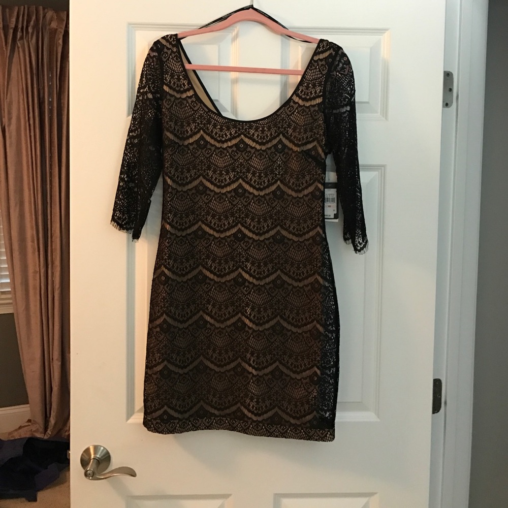 Guess Lace Dress - Picture 1 of 4