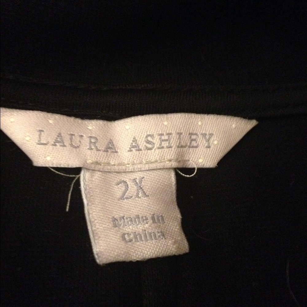 Plus size zip up - Picture 4 of 4