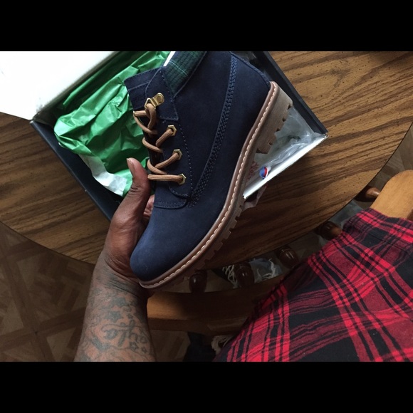 Tommy Hilfiger boots brand new - Picture 1 of 3