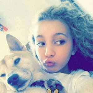 Meet your Posher, Devan