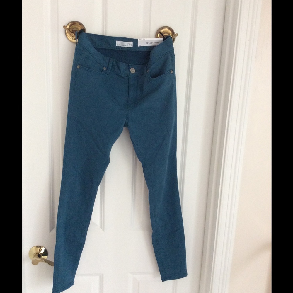 Ann Taylor Loft sateen leggings. - Picture 4 of 5