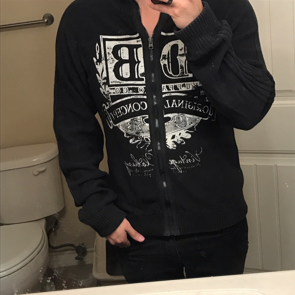 Sweater - Picture 2 of 2