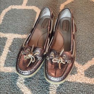 Glam-casual pewter sperrys