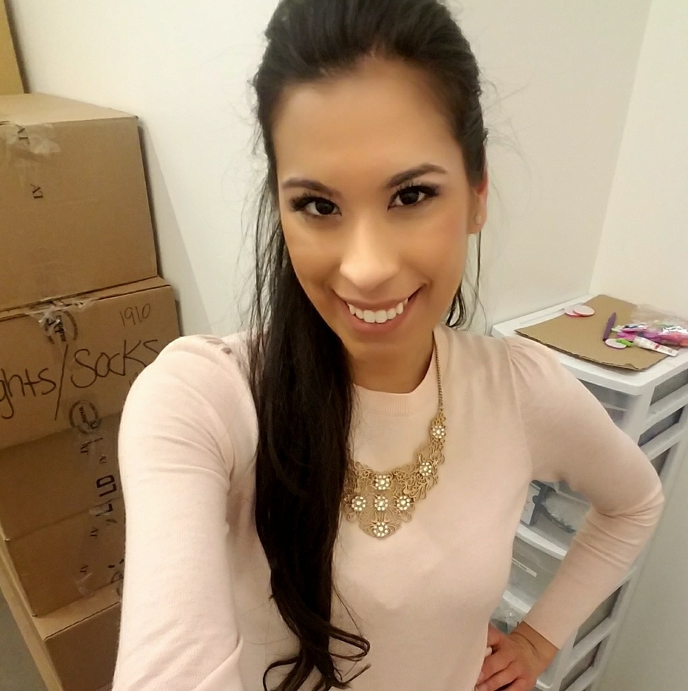 Meet your Posher, Stephanie