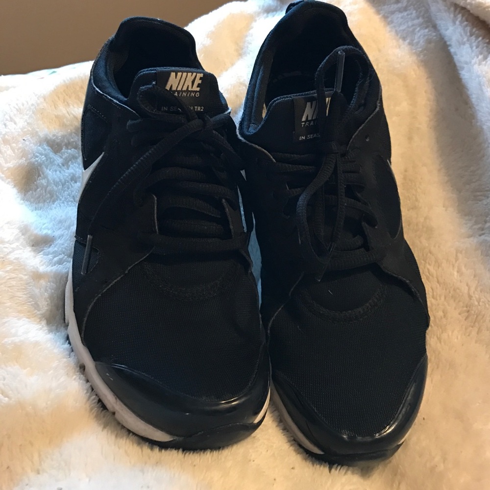 Black Nike