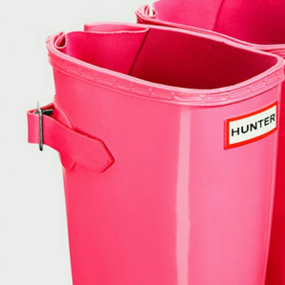 ISO NOT SELLING Adjustsble Bright Cerise Hunters - Picture 2 of 3