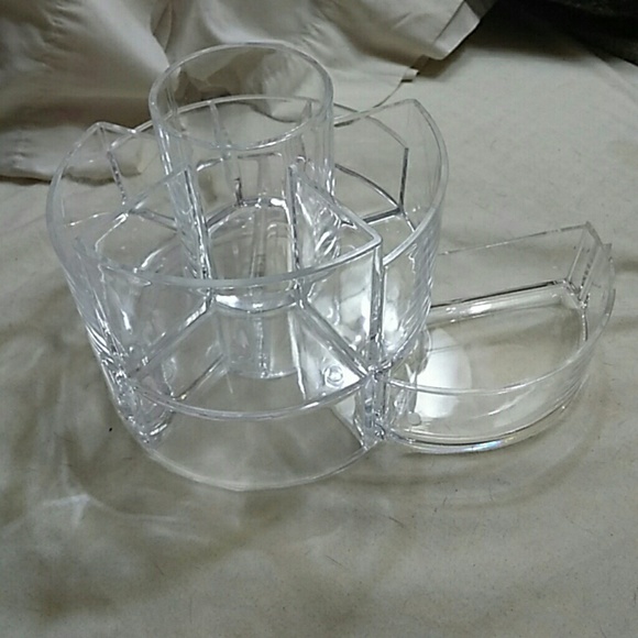 Makeup brush holder - Picture 2 of 4