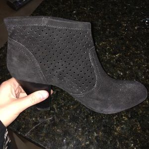 Jessica Simpson black booties