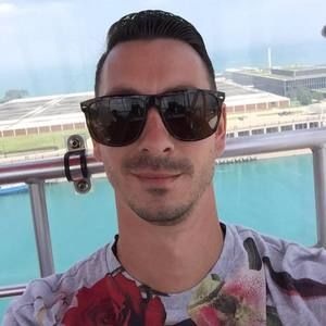 Meet your Posher, Michael