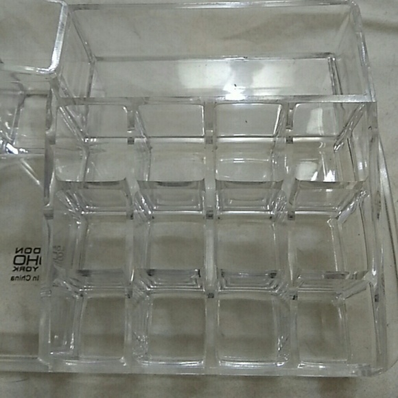 Makeup holder - Picture 2 of 4