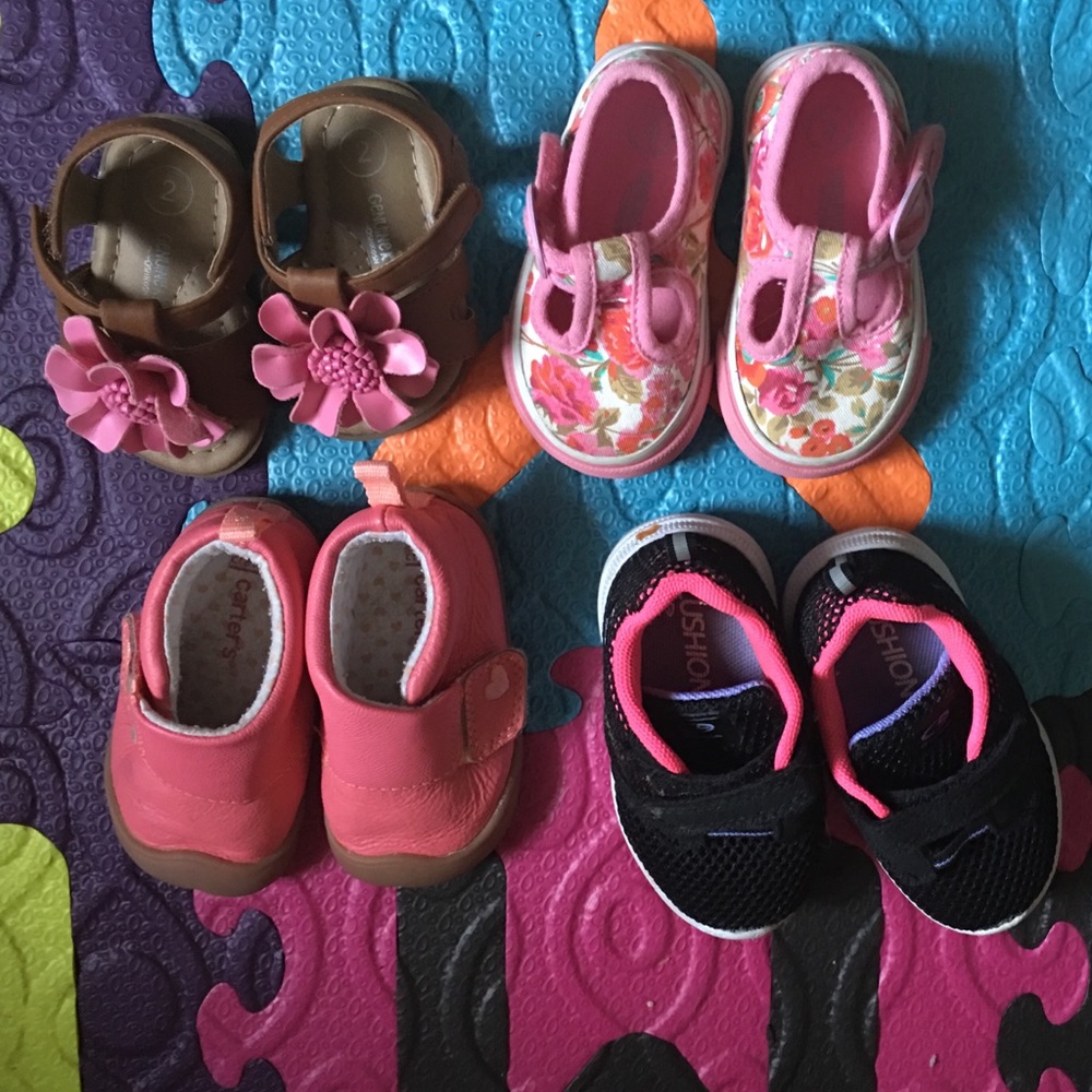Toddler/baby shoes