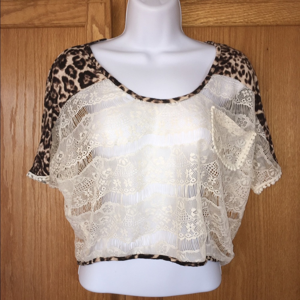 Lace and animal print Crop Top