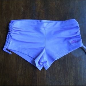 Mika hot yoga shorts small/medium lavender