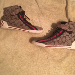Gucci shoes