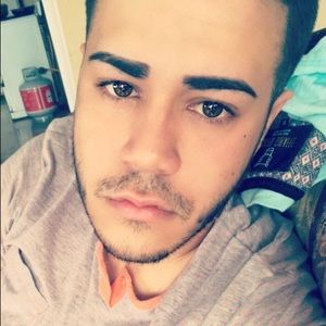 Meet your Posher, Gio