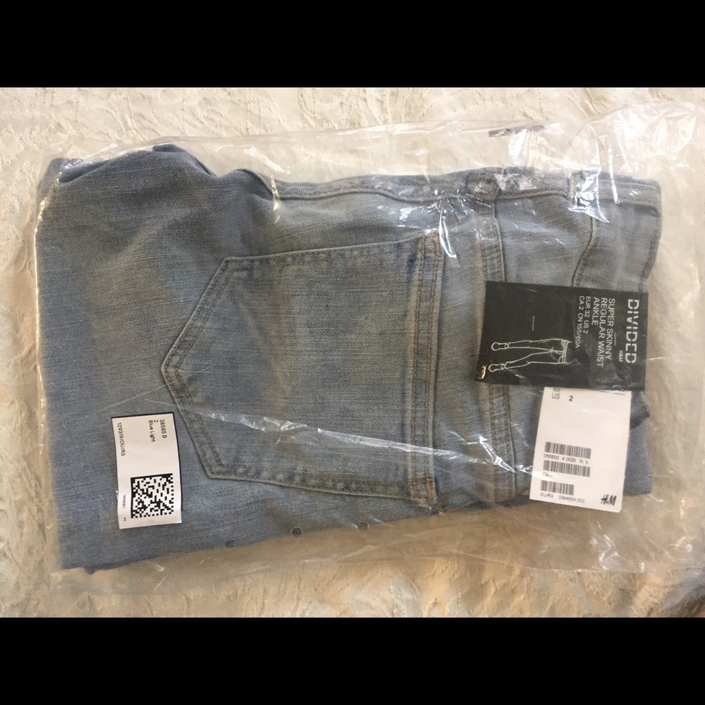 H&M Size 2 Jeans (by Divided Brand)