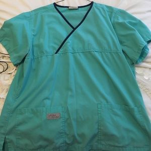 Turquoise urbane scrub set