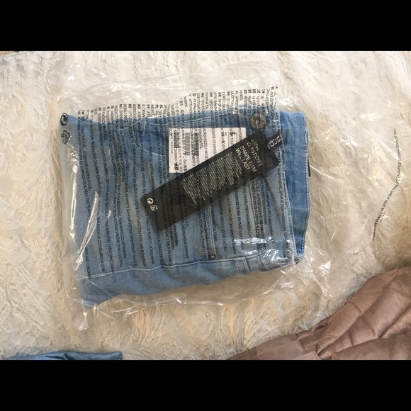 Super Stretch Jeans - Picture 1 of 2