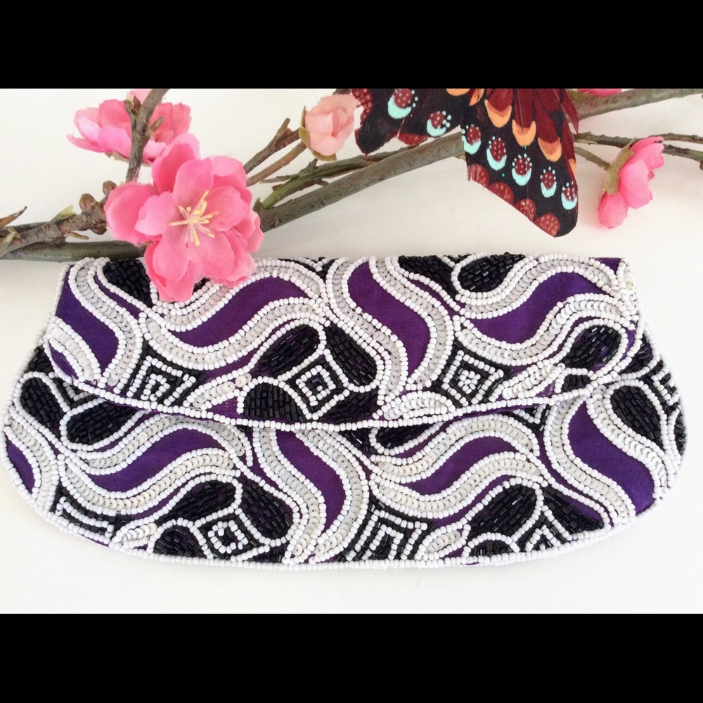 🌸K.C.  MALHAN Beaded sequin clutch