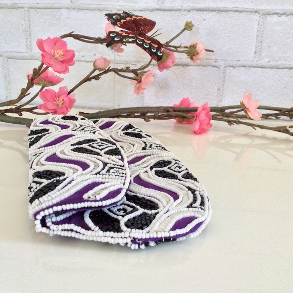🌸K.C. MALHAN Beaded sequin clutch - Picture 3 of 6
