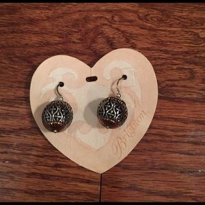 NWT Brighton cathedral earrings