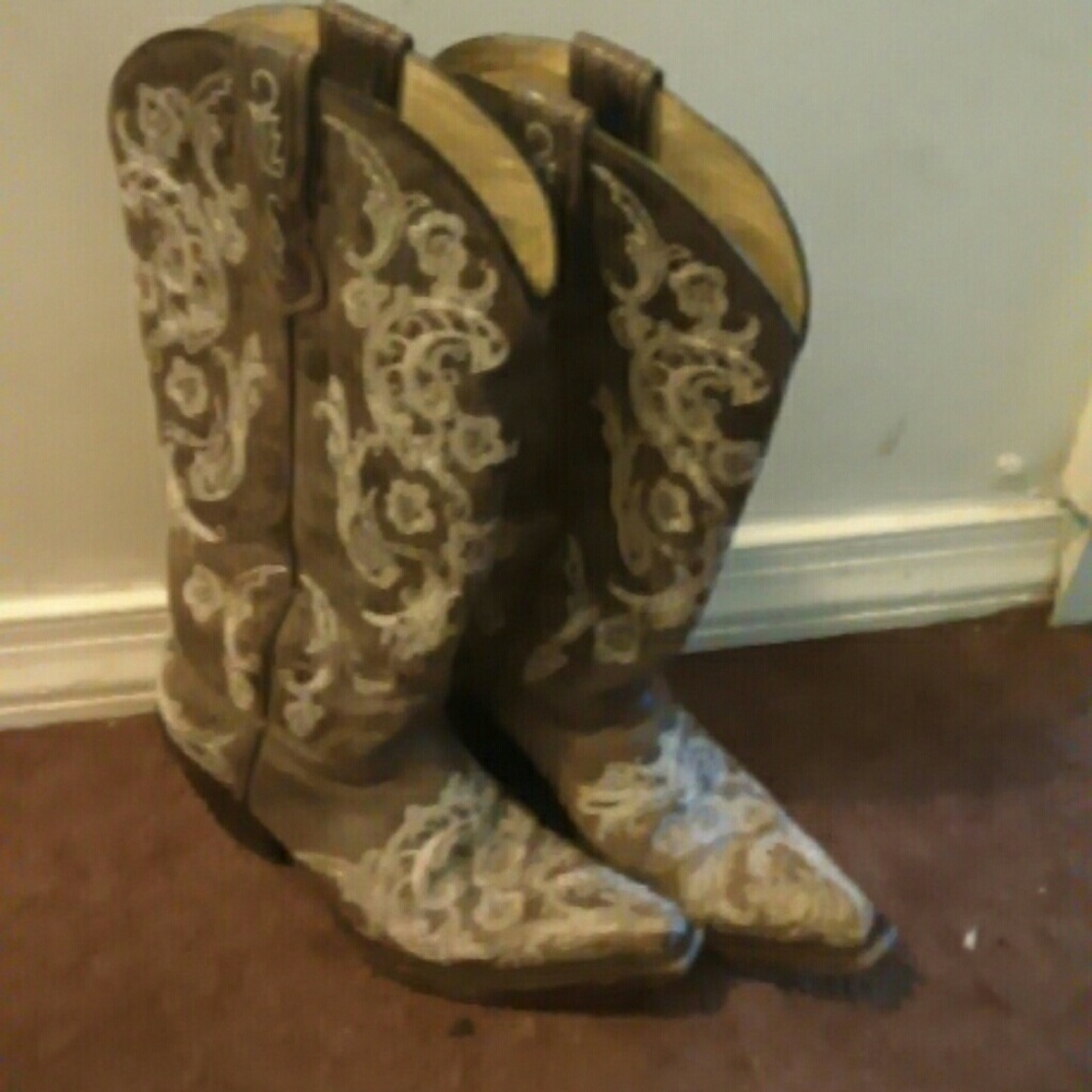 Embroideried Cowboy Boots