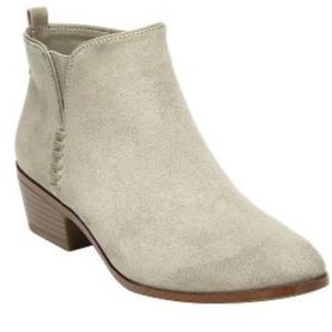 Women's Sam & Libby Peyton Flat Booties