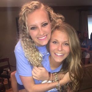 Meet your Posher, Brooke