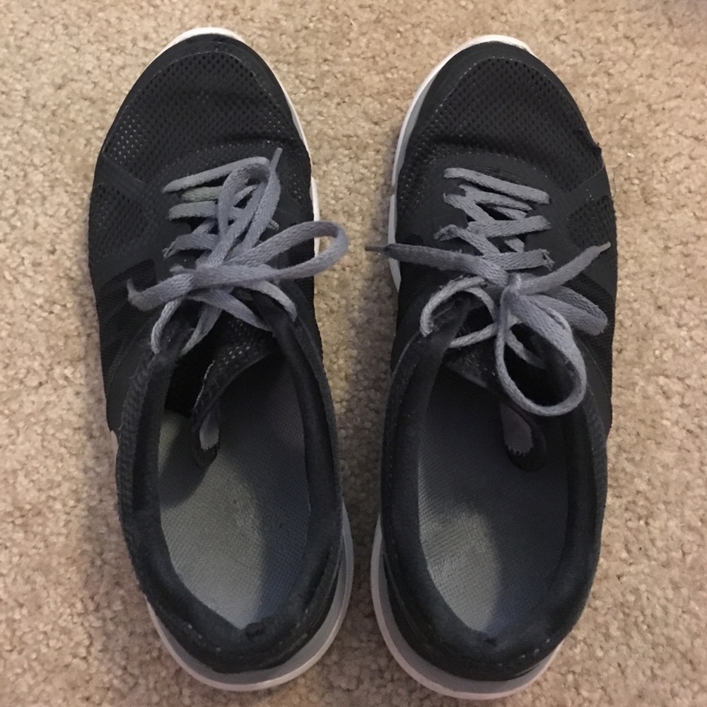 Black nike flex 2014 runs