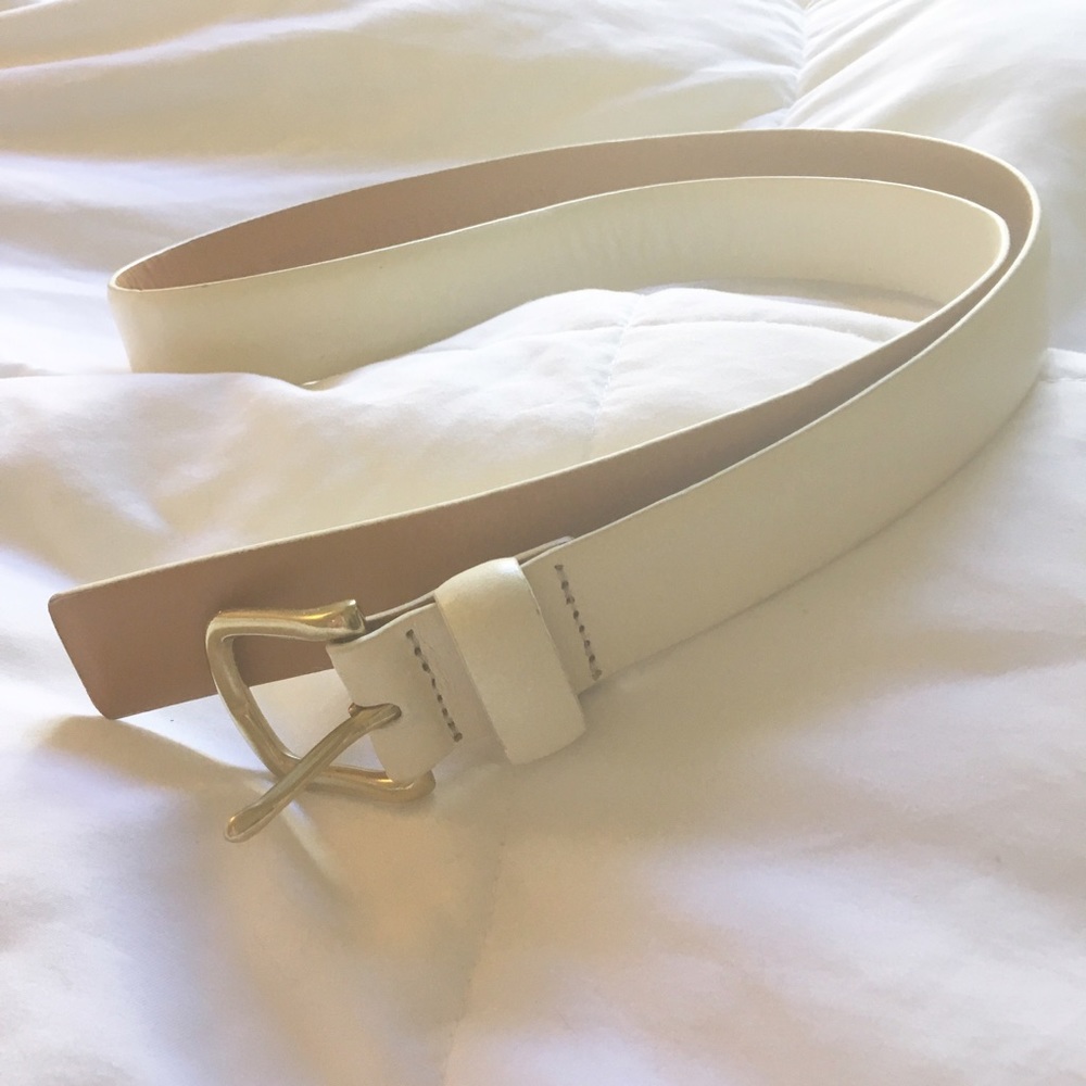Ann Taylor Cream Belt