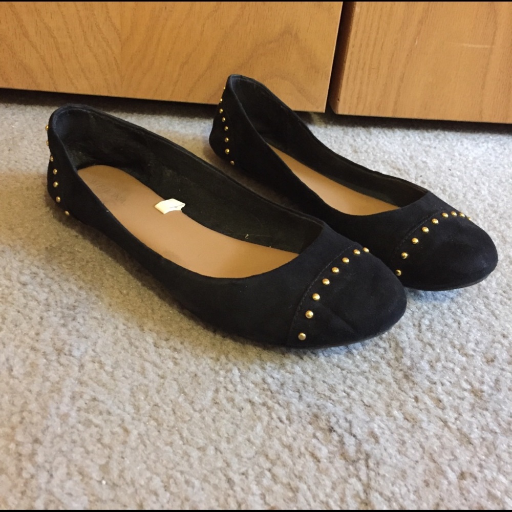 Studded flats