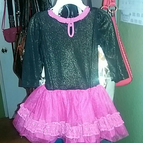 Dress - Picture 2 of 4