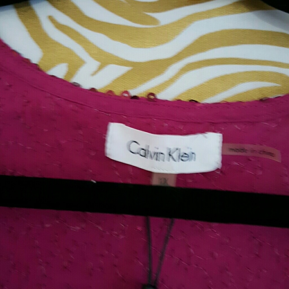 Ladies Top - Picture 2 of 2