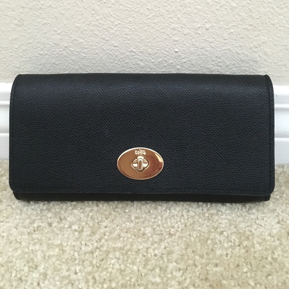 ❌SOLD❌COACH leather clutch/ crossbody bag