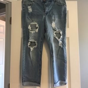 Forever 21 distressed jeans size 16