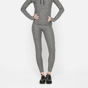 Outdoor Voices - Warmup Legging - 3/4 - Graphite