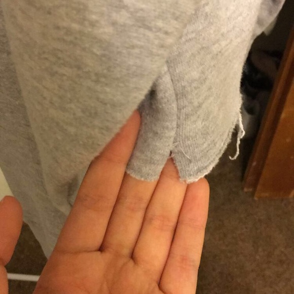 Cropped sweater - Picture 3 of 3