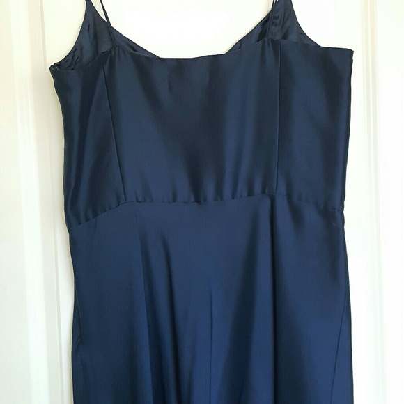 ☆NWT✔Navy Fit Flare Silky Dress - Picture 2 of 5