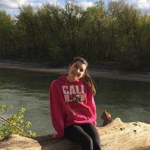 Meet your Posher, Emma