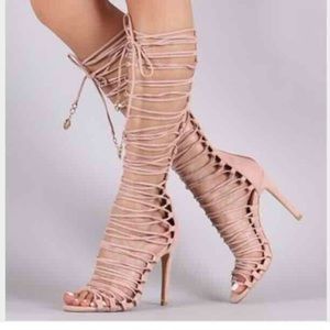 Gladiator heels in blush pink
