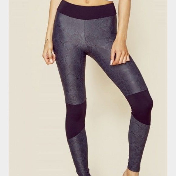 Blue Life Pants - Blue Life Fit Contrast Moto Legging!