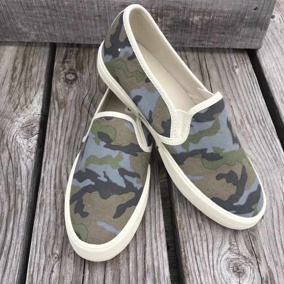 Groove Camouflage Loafers SZ 6! NEW! - Picture 3 of 9