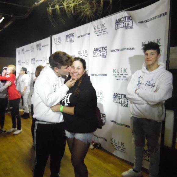 Meet your Posher, Blessing - Picture 1 of 1