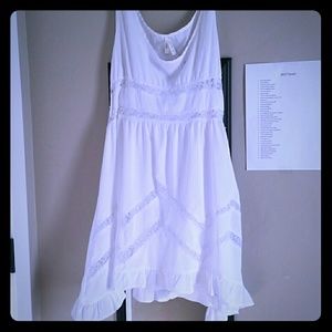 LACY WHITE DRESS