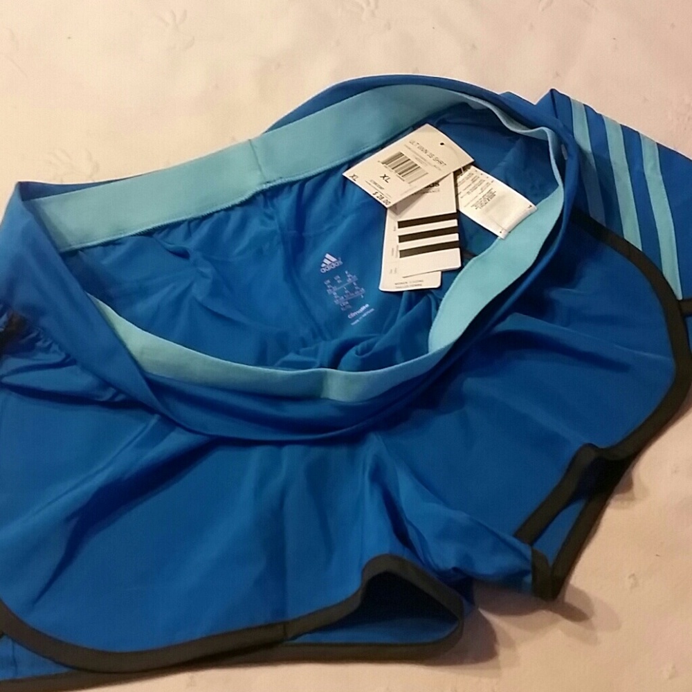 ADIDAS CLIMALITE PERFORMANCE SHORTS - Picture 3 of 8