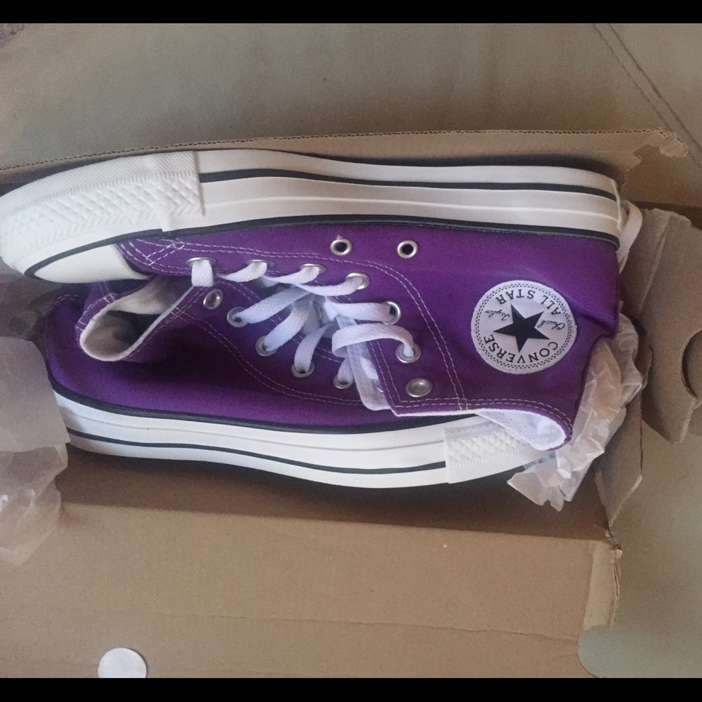 Converse High Top sneakers