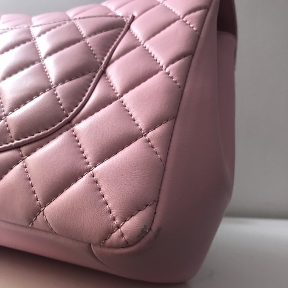 Baby pink single flap Chanel bag - Picture 3 of 5