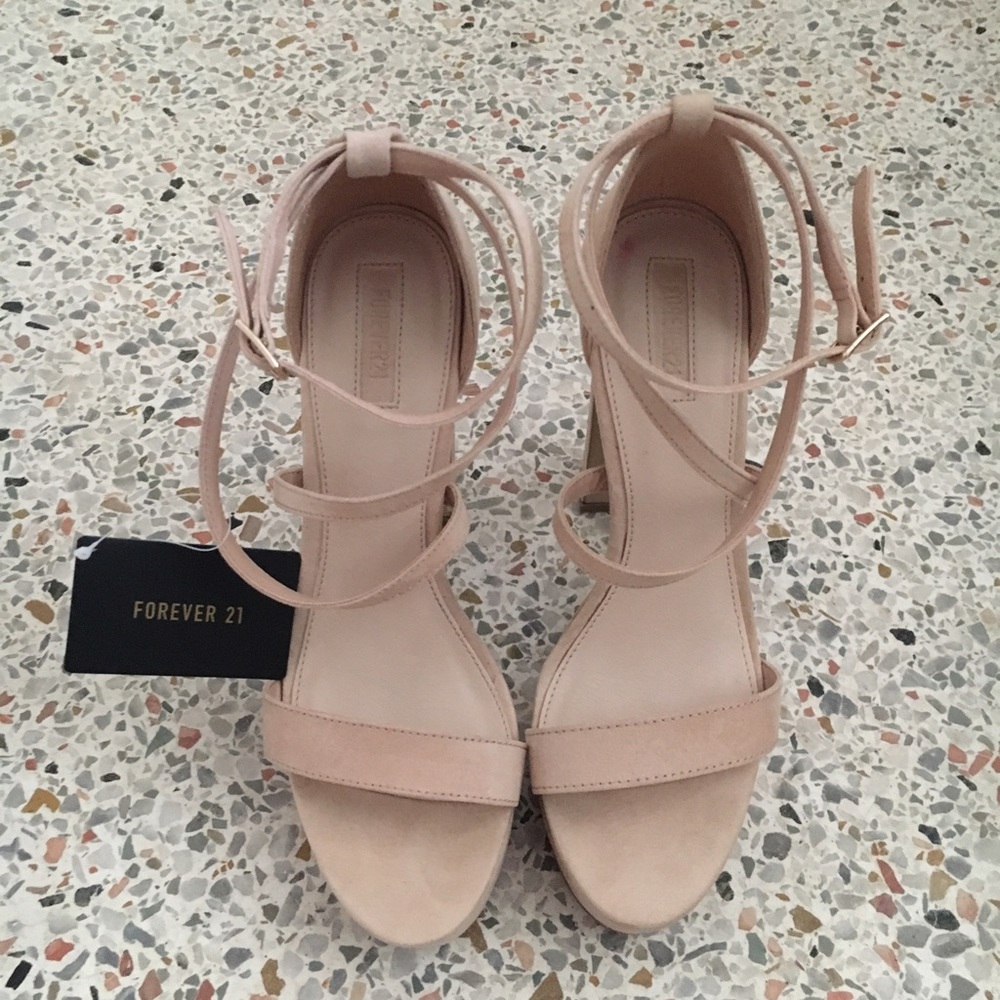 Forever 21 Nude Platform heels