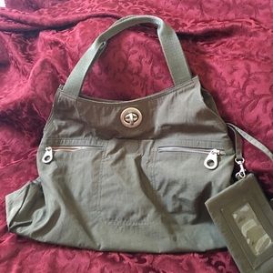 Baggallini tote bag