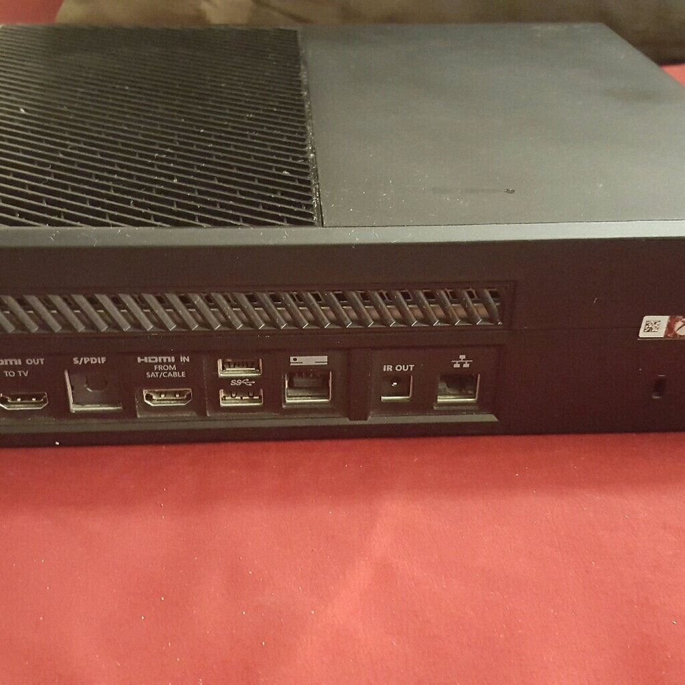 XBOX 1 - Picture 3 of 3